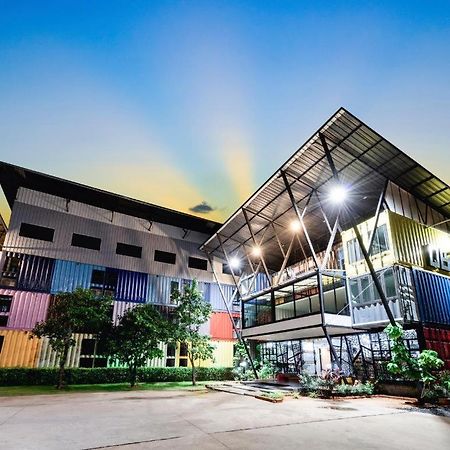 Qbix Hotel 坤敬 外观 照片