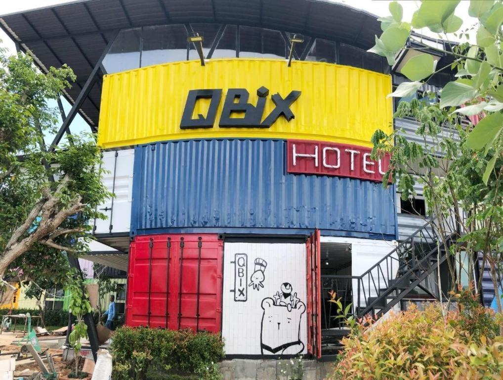 Qbix Hotel 坤敬 外观 照片